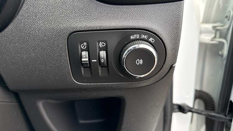 Vauxhall Crossland X 1.2 [83] Griffin 5dr [Start Stop] Petrol Hatchback